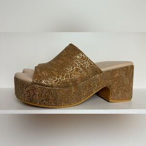 Terry 90s Platform Heal by Matisse Footwear
